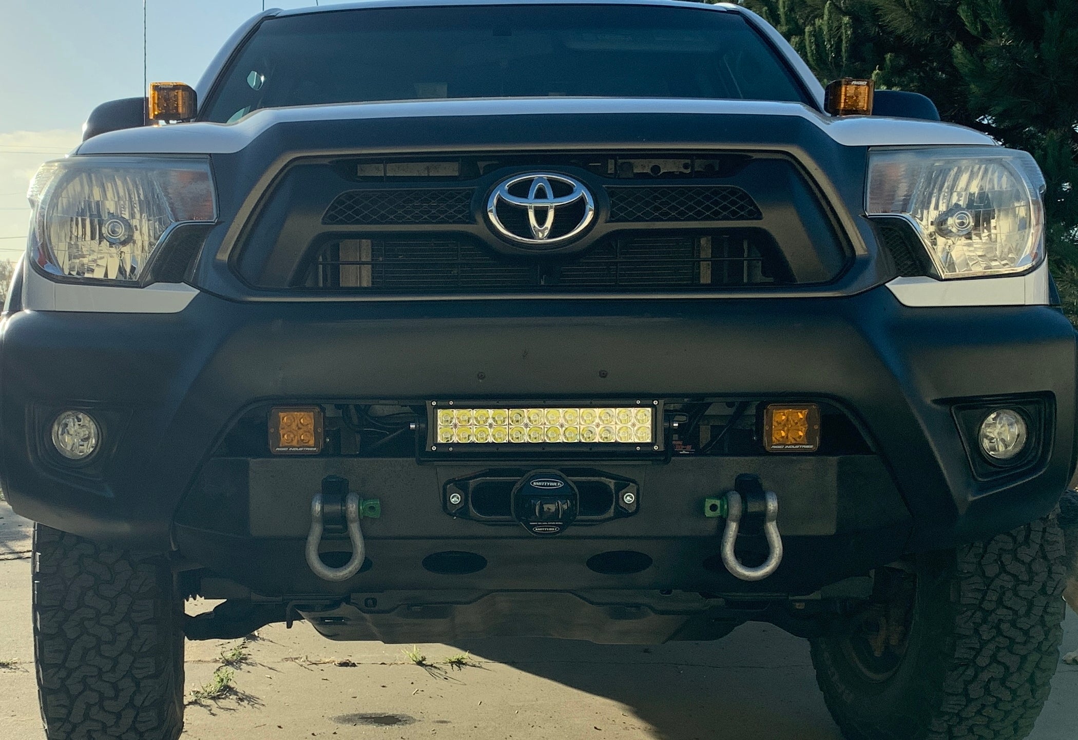 taco-12-vr-hawse-light